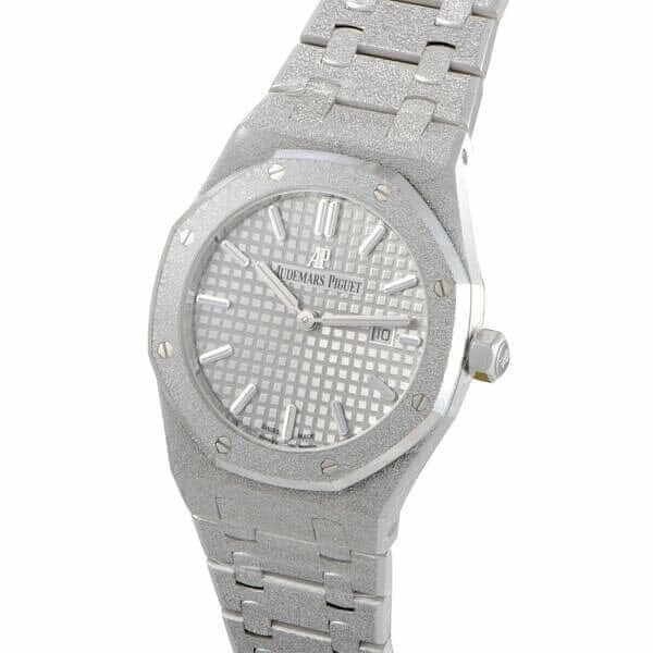 Audemars Piguet Royal Oak 67653BC “Frosted Gold” Ultra Realistic Replica - Image 3