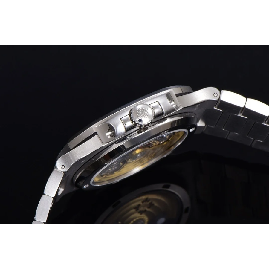Patek Philippe Nautilus 5711/1300A “Emerald Bezel” Premium Duplicate - Image 3